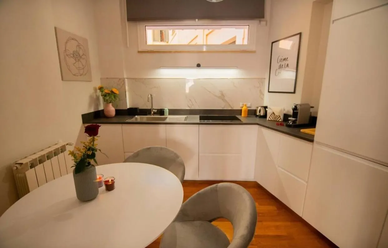 Baccina Apartments 로마